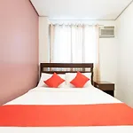 Oyo 121 Nakpil Hotel