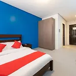 Oyo 121 Nakpil Hotel