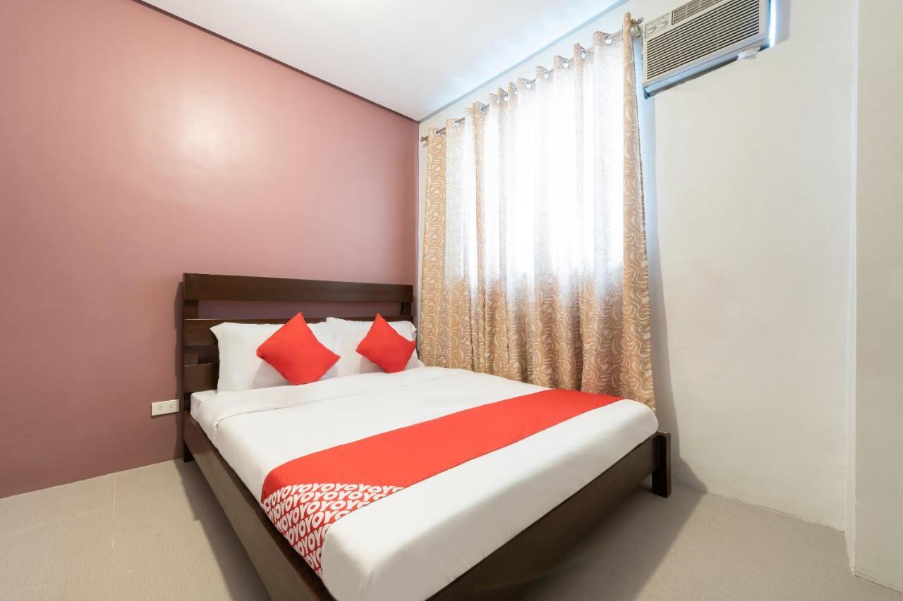 Hotel Oyo 121 Nakpil Manila